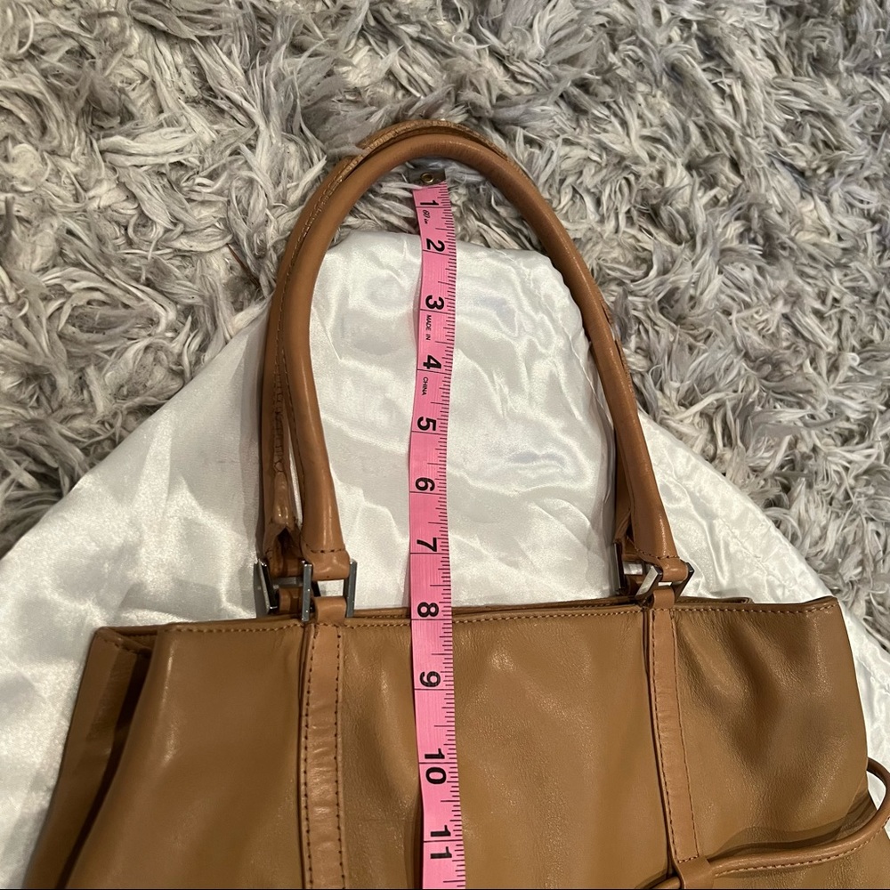 Classiques Entier Solid Handbag With Large Flower - image 6